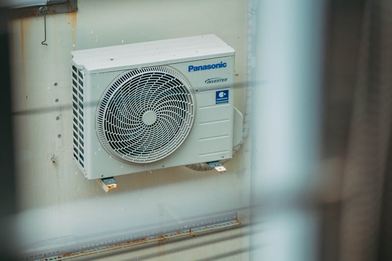 Încărcare freon aer condiționat · service climatizare Hîncești