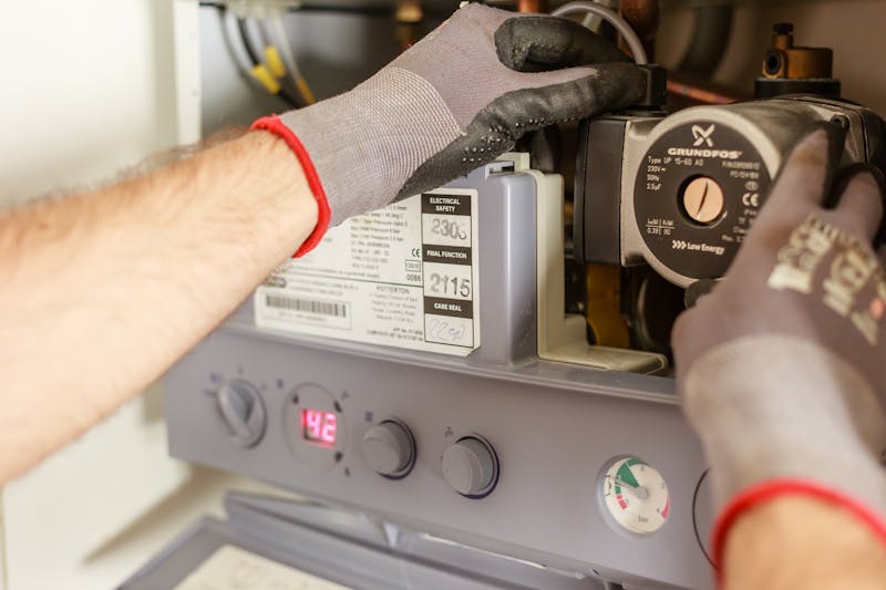 Instalare centrală termică pe gaz în casă individuală din Hîncești